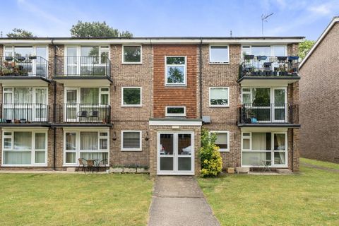 West Of Reading Town Centre, Berkshire RG30
