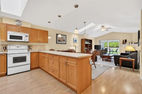 Additional image 8 of 118-1919 St. Andrews Place, Courtenay, BC, V9N 9J4
