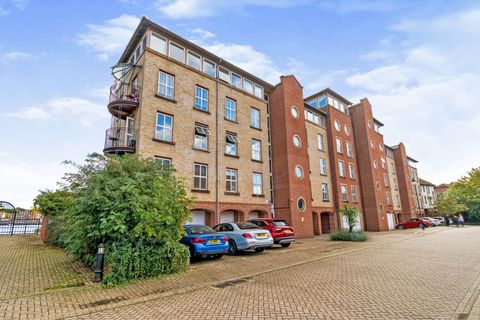 Andes Close, Southampton SO14