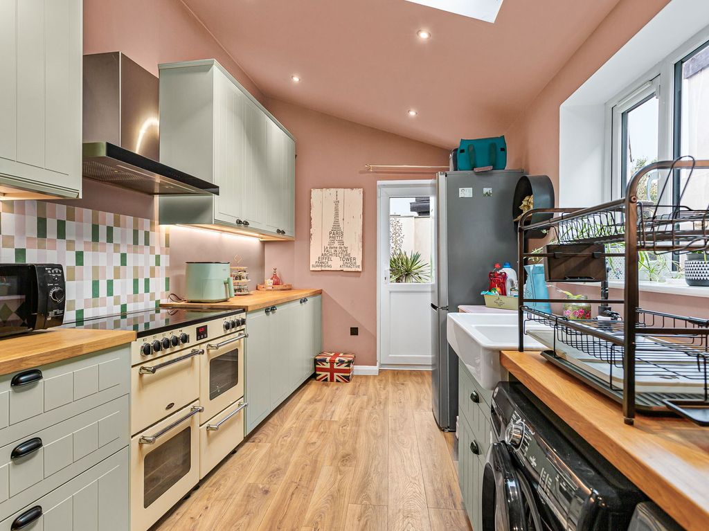 Additional image 9 of 5 bed terraced house for saleSouth Street, Newport, Barnstaple, North Devon EX32