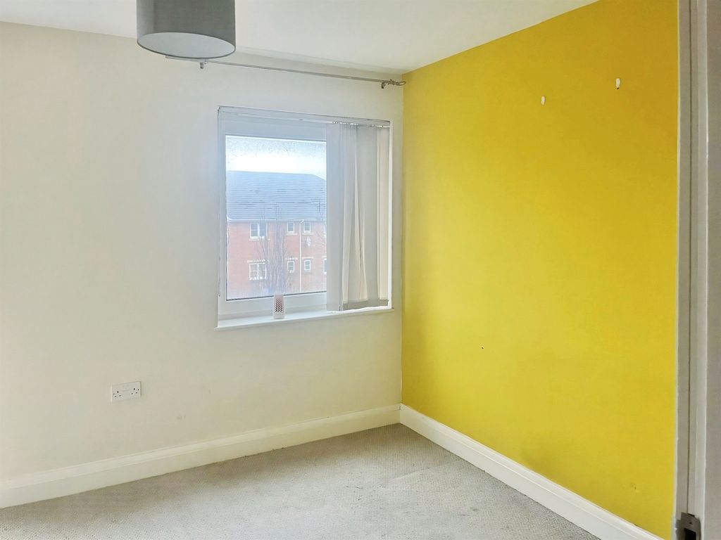 Additional image 3 of 2 bed flat for saleGlanfa Dafydd, Barry CF63
