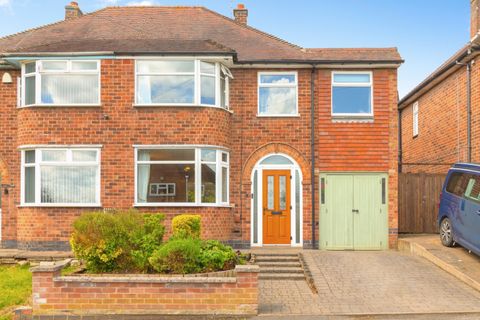Fielding Road, Birstall LE4