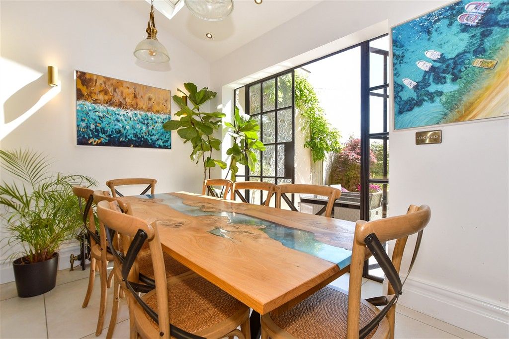 Additional image 7 of 4 bed semi-detached house for saleRussell Road, Buckhurst Hill, Essex IG9