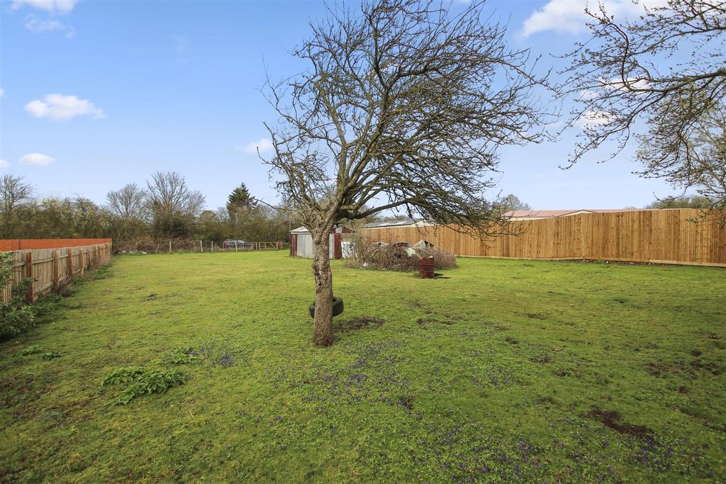 Additional image 4 of Land for saleAlexandra Road, Rushden NN10