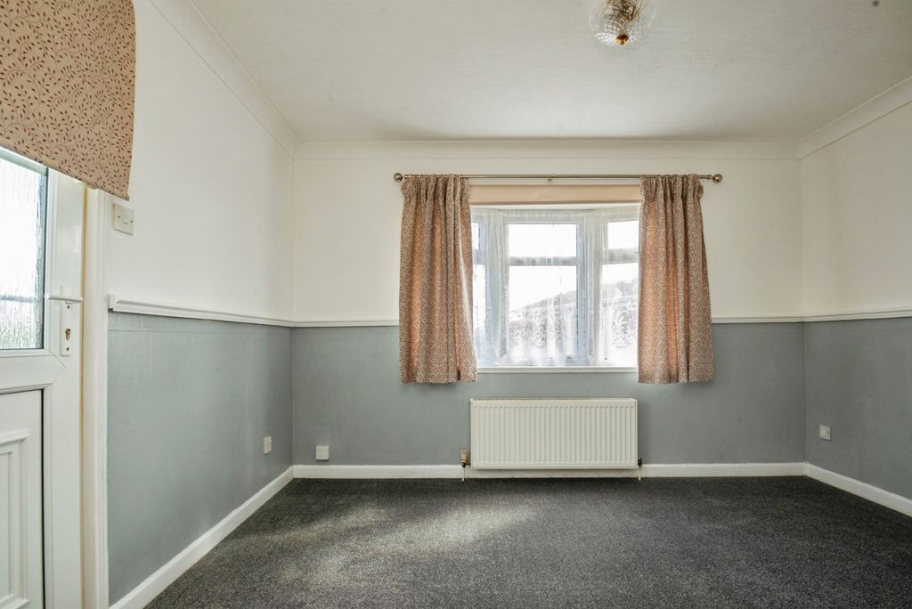 Additional image 6 of 1 bed property for saleLighthouse Park, St. Brides Wentlooge, Newport NP10