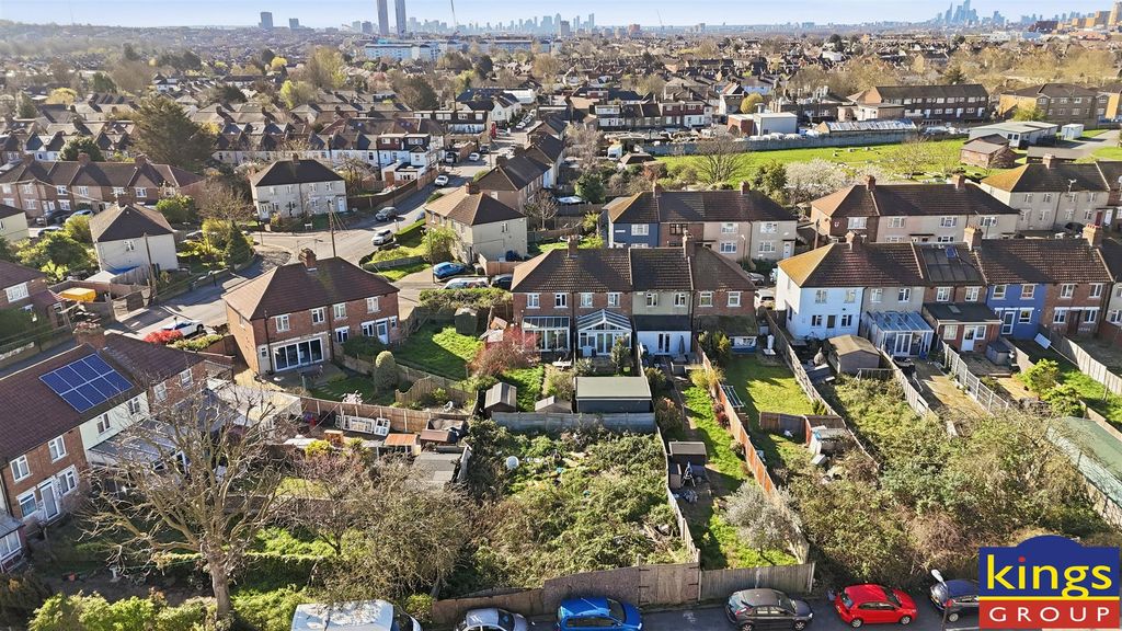 Land for saleAscham End, London E17 photo 2