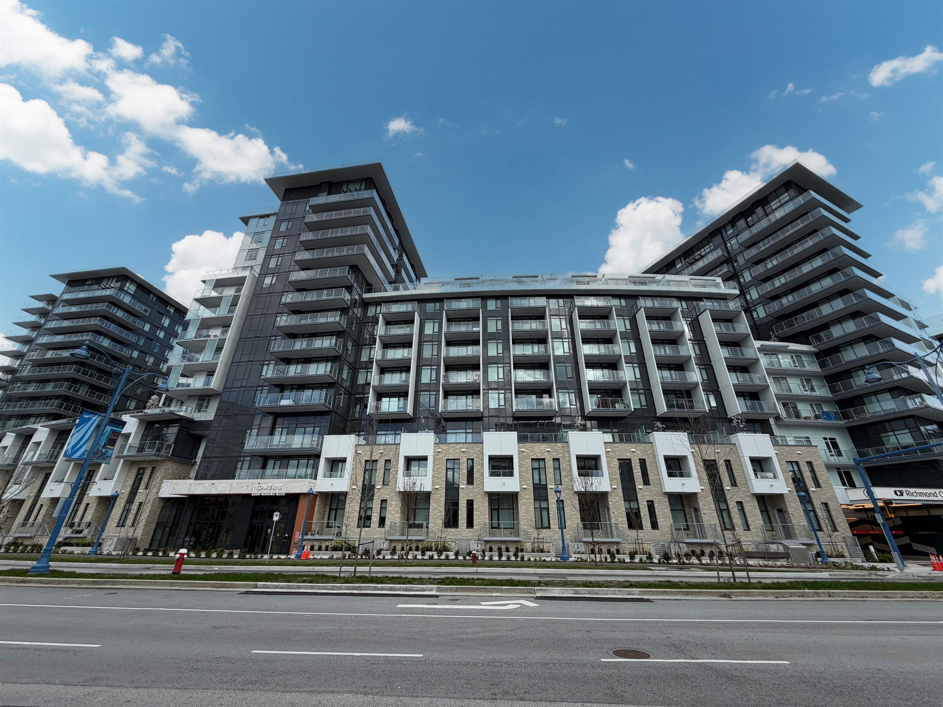 834-6300 Minoru Boulevard, Richmond, BC, V6Y 0N1