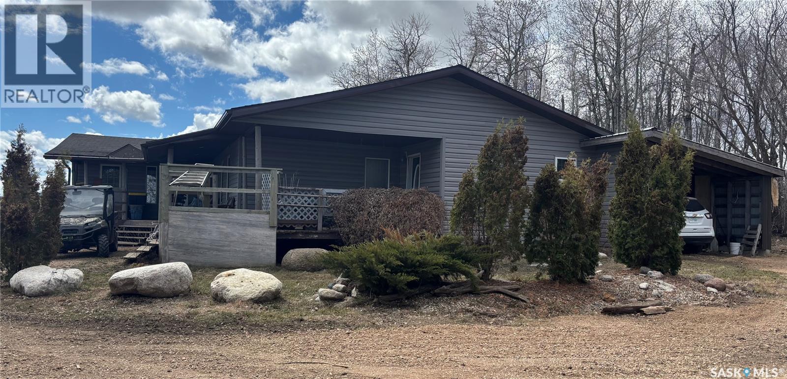 Acreage near Tisdale on highway