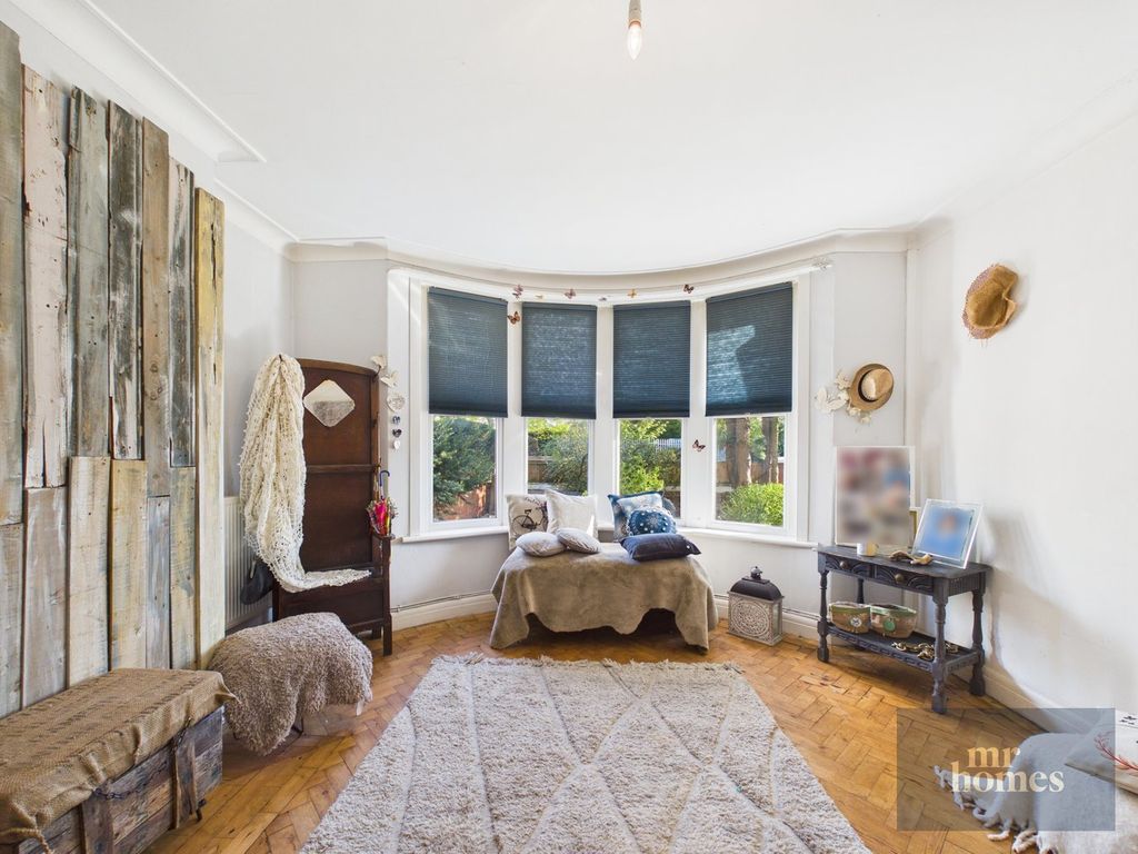 Additional image 13 of 4 bed semi-detached house for saleManor Way, Whitchurch, Cardiff CF14