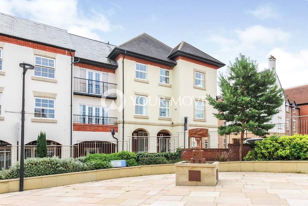 2 bed flat for saleGreen Moors, Lightmoor, Telford, Shropshire TF4