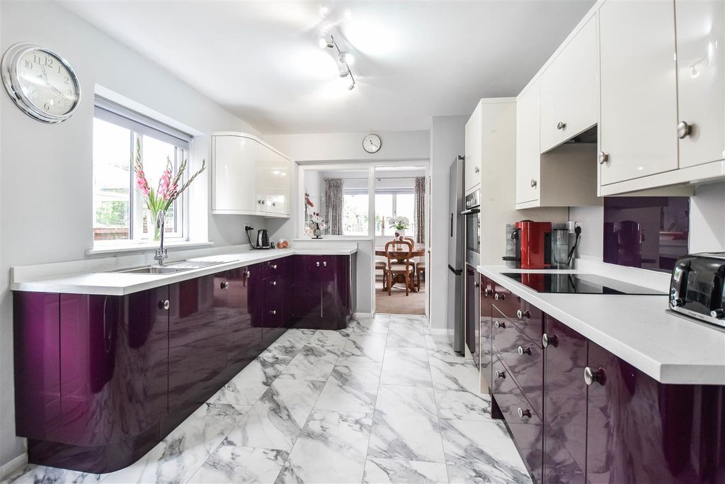 Additional image 3 of 4 bed detached house for saleOngar Road, Stondon Massey, Brentwood CM15