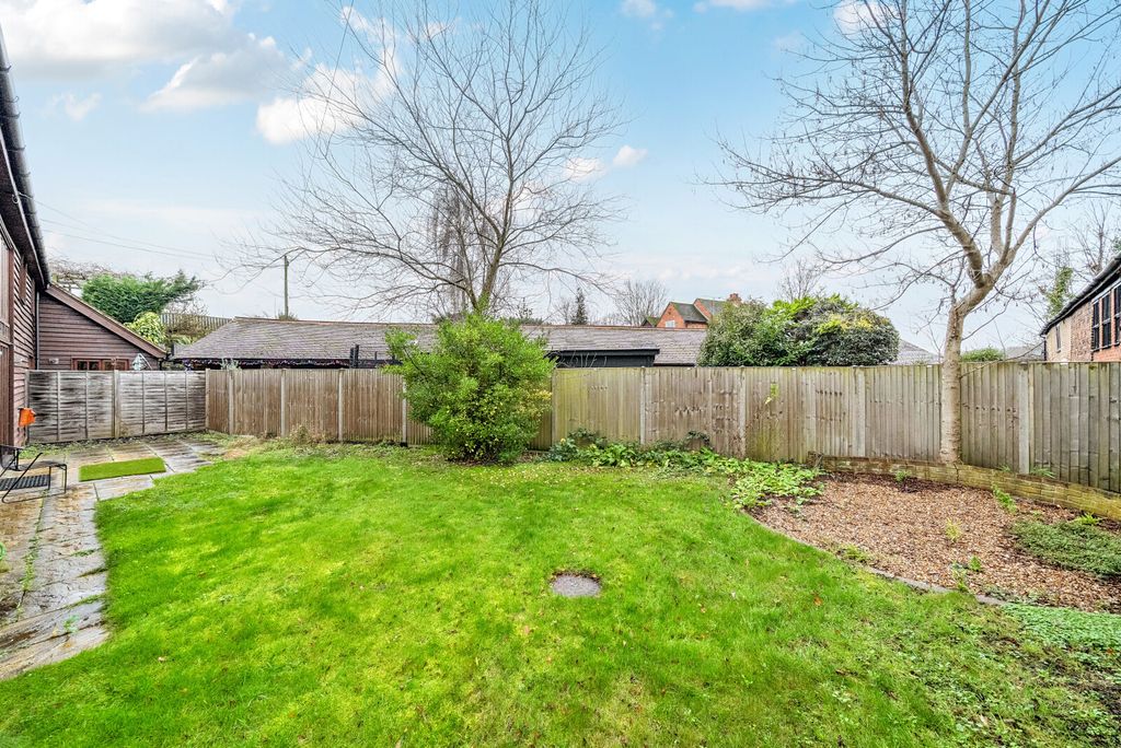 Additional image 3 of 3 bed semi-detached house for saleHatch Farm Mews, Addlestone KT15