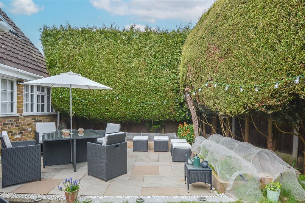 Additional image 23 of 4 bed detached house for salePlovers Barron, Wyatts Green, Brentwood CM15