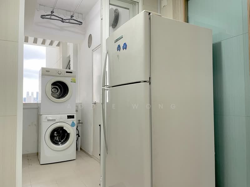 Additional image 8 of Metropolitan Condo Room | Bright & Breezy | Near Redhill MRT