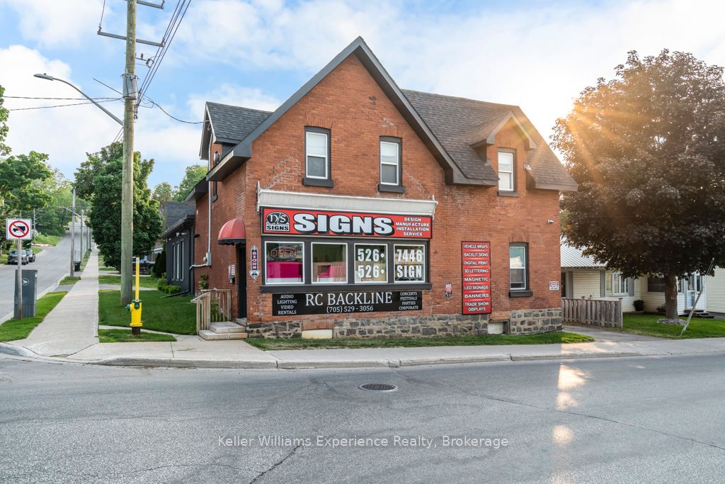 206 Fourth Street, Midland, ON, L4R 3T4
