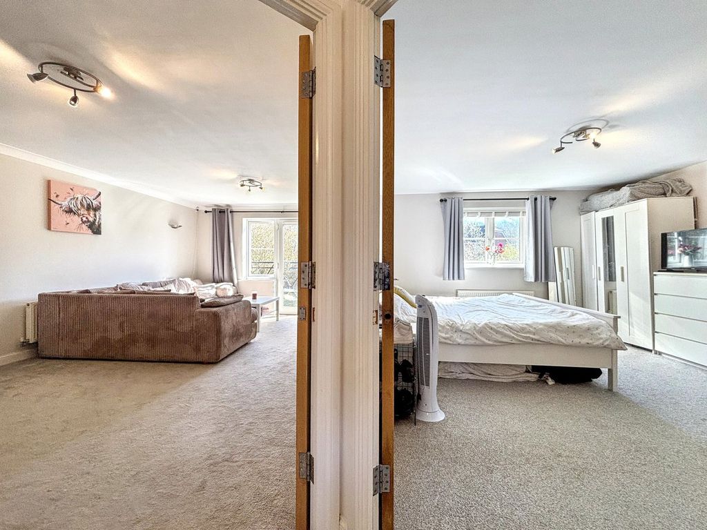 Additional image 8 of 2 bed flat for salePierwarden Mews, St Leonards-On-Sea TN38