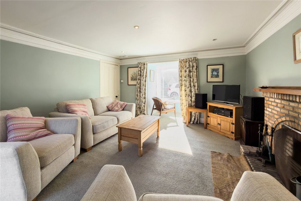 Additional image 15 of 3 bed terraced house for saleThe Pink House, Cooper Street, Plockton, Highland IV52