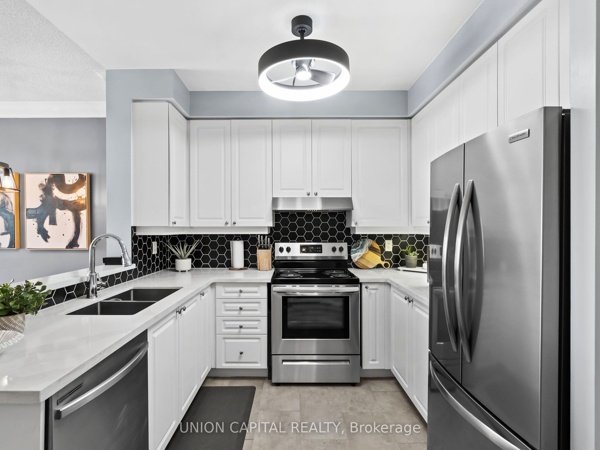Additional image 2 of PH918-3650 Kingston Road, Toronto, ON, M1M 3X9