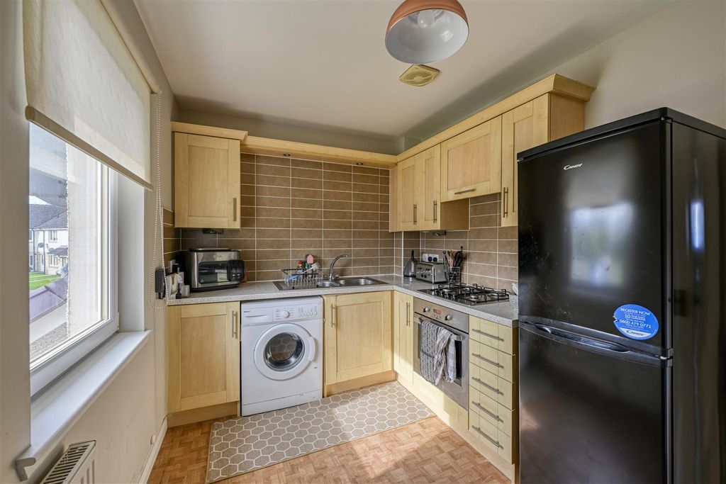 Additional image 4 of 2 bed flat for salePinewood Court, Inverness IV2