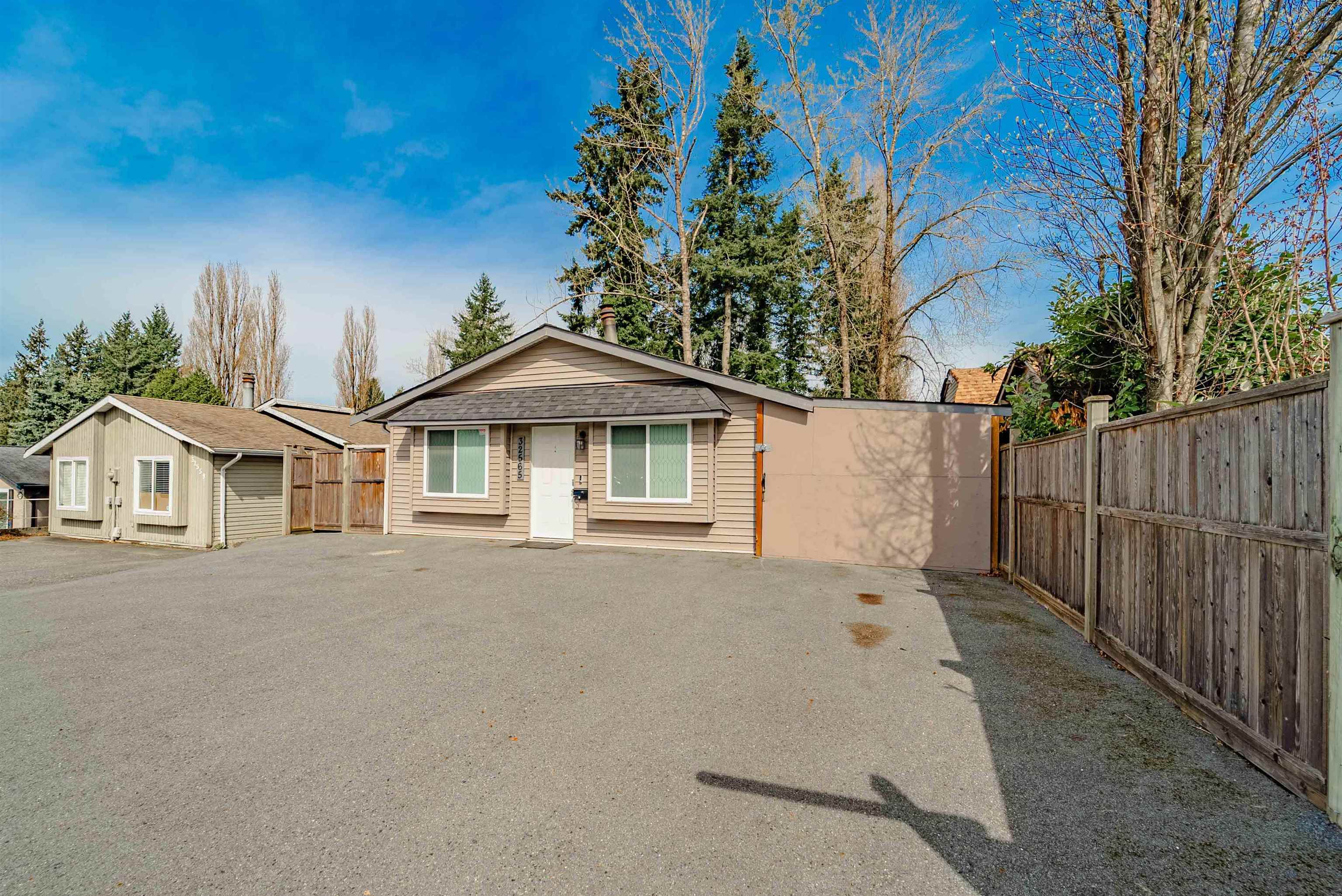Additional image 4 of 32565 George Ferguson Way, Abbotsford, BC, V2T 4C8