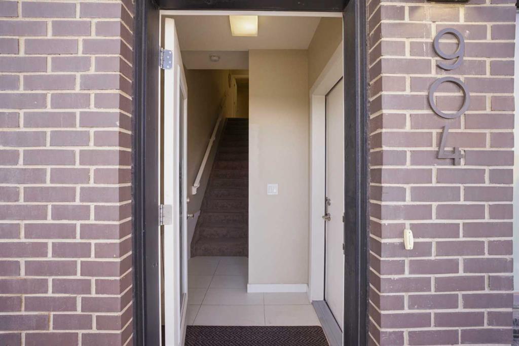 Additional image 4 of 904-218 Sherwood Square NW, Calgary, AB, T3R 0Y2