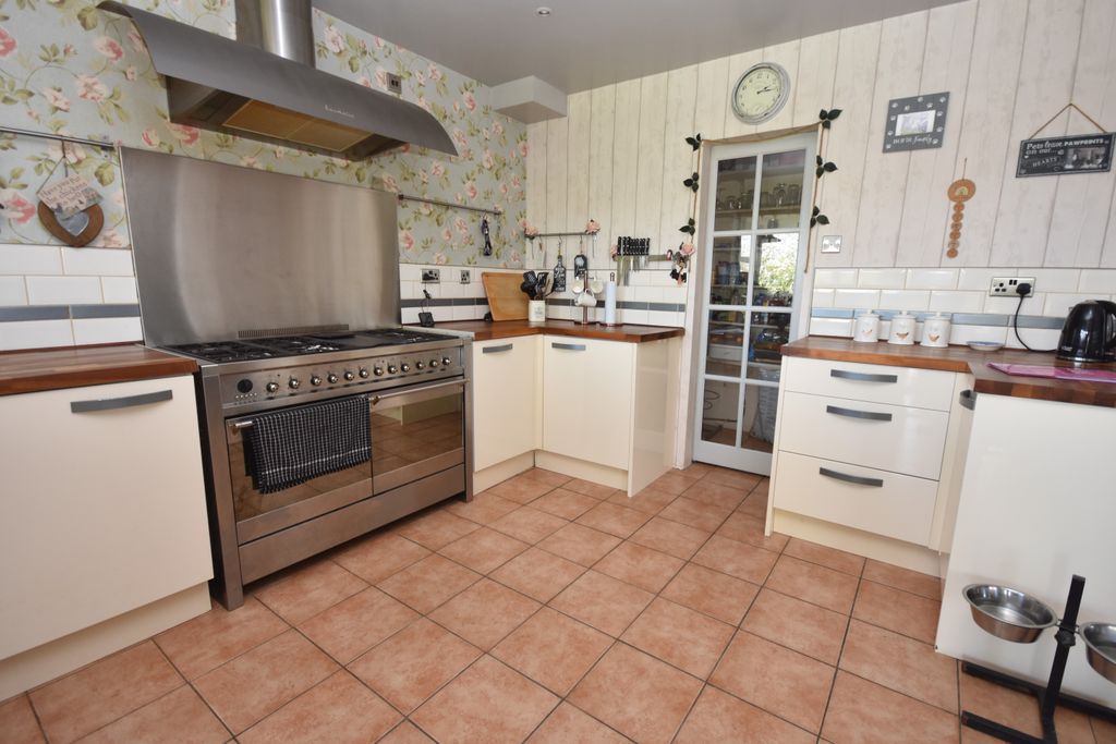 Additional image 8 of 3 bed detached house for saleRampside, Barrow-In-Furness, Cumbria LA13