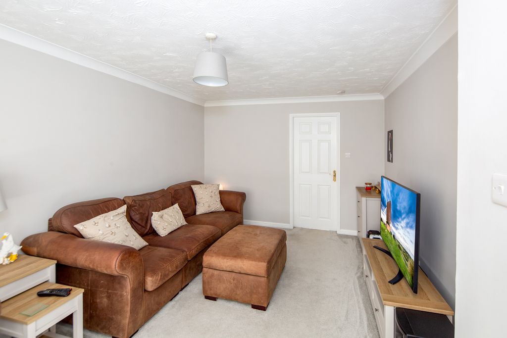 Additional image 3 of 3 bed semi-detached house for saleLily Close, Bicester OX26