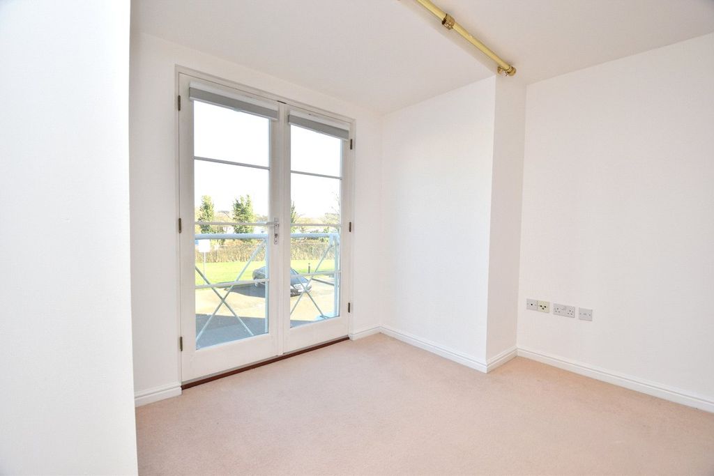Additional image 3 of 2 bed flat for saleOld Maltings Court, Old Maltings Approach, Melton, Woodbridge IP12