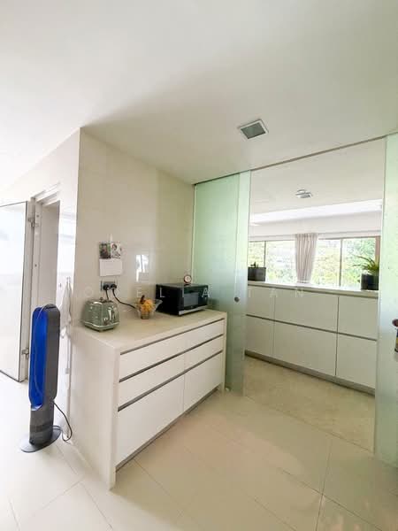 11 Balmeg Hill photo 3