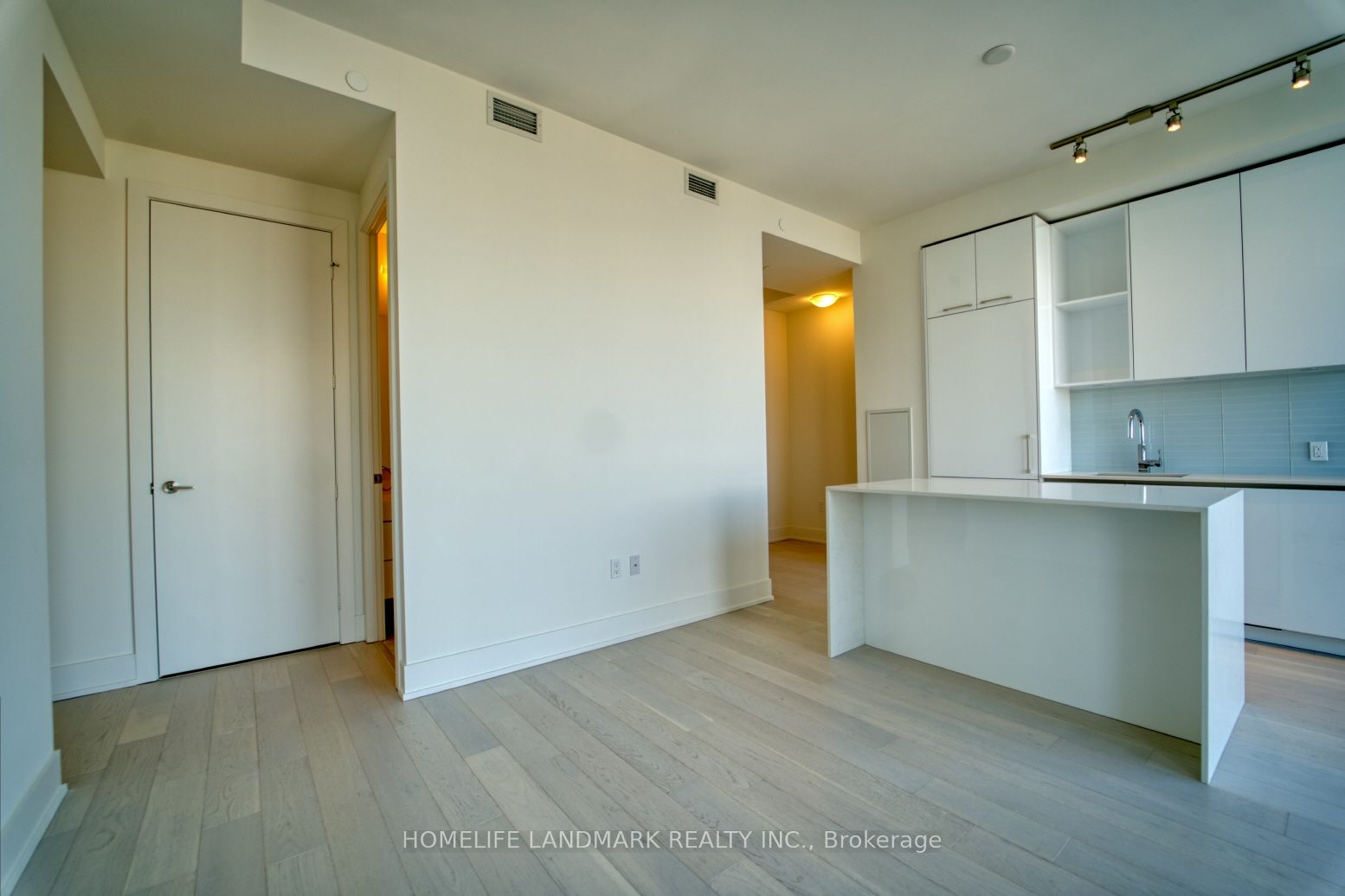 Additional image 5 of 5509-1 Yorkville Avenue, Toronto, ON, M4W 0B1