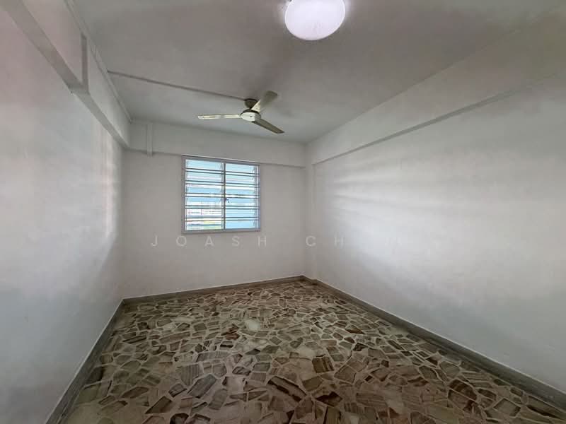 345 Clementi Avenue 5 photo 2