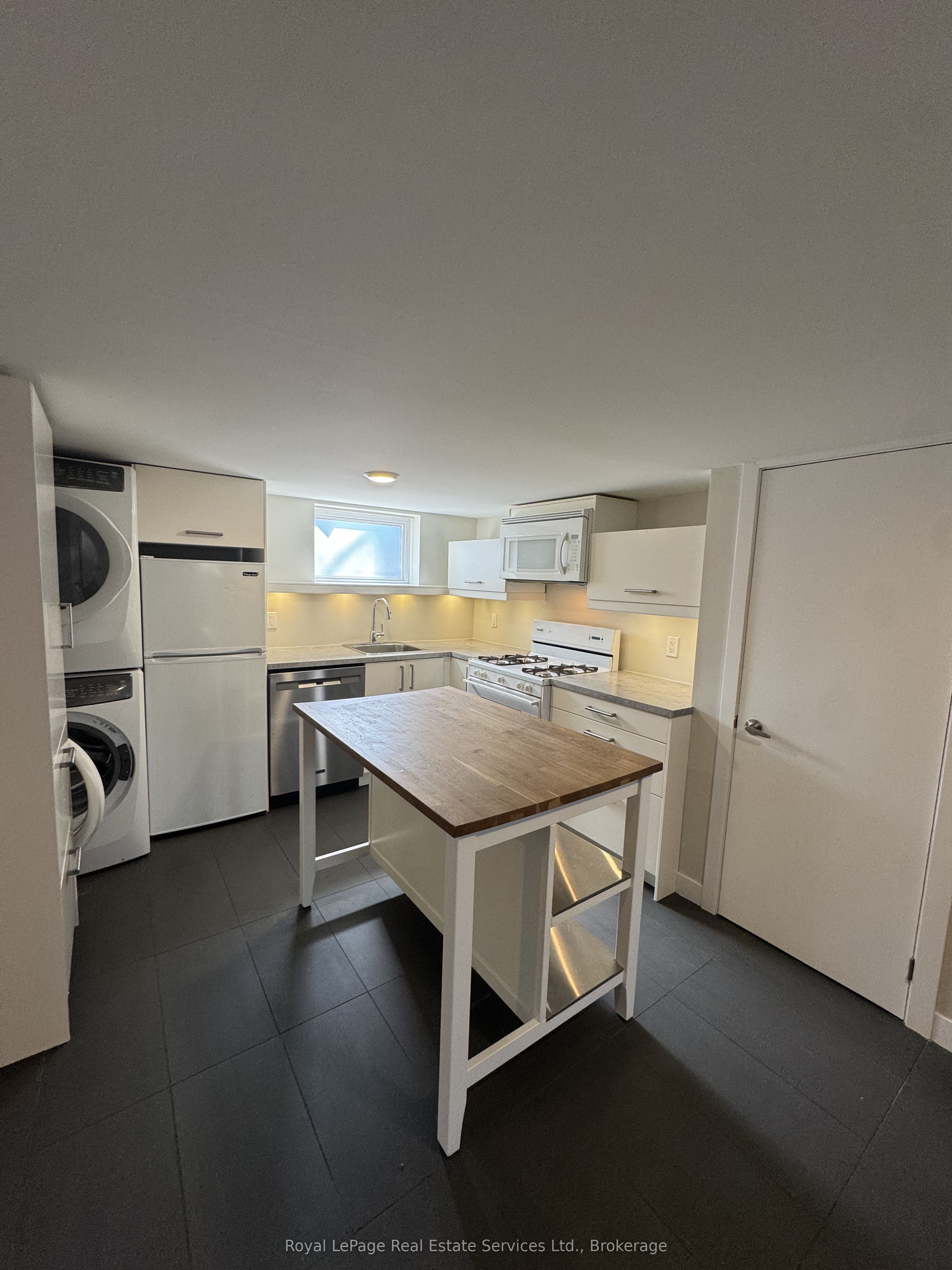 Additional image 6 of Lower Level-40 Bond Street, Oakville, ON, L6K 1L7