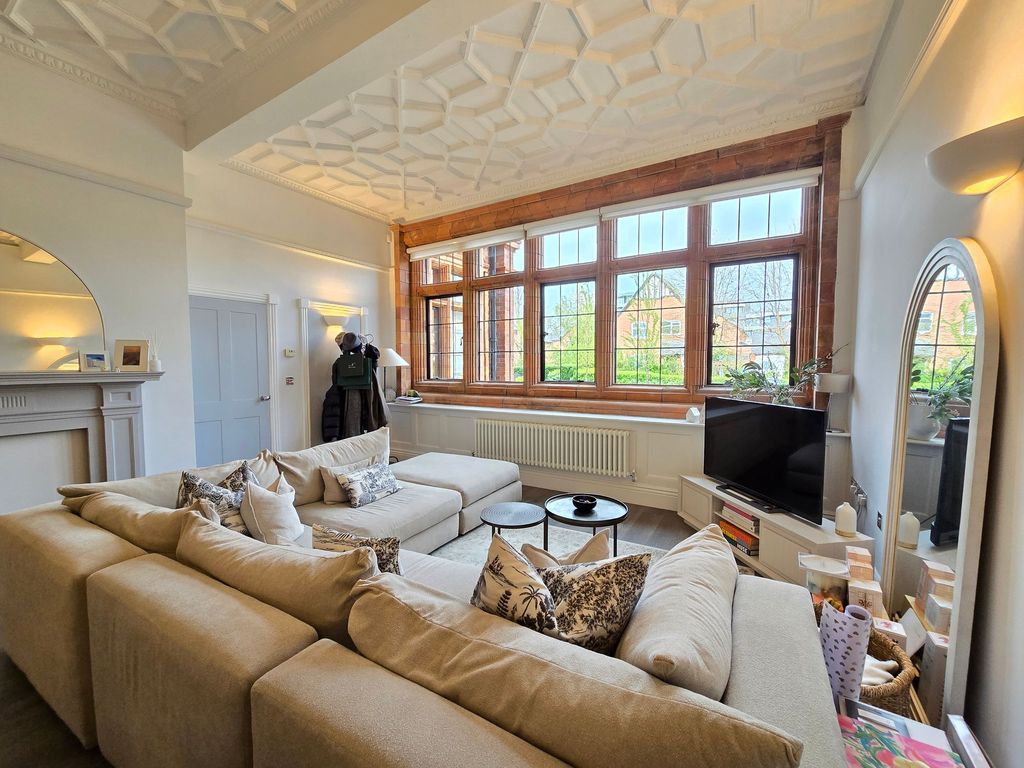 Additional image 13 of 2 bed flat for saleLawrence Road, Altrincham WA14