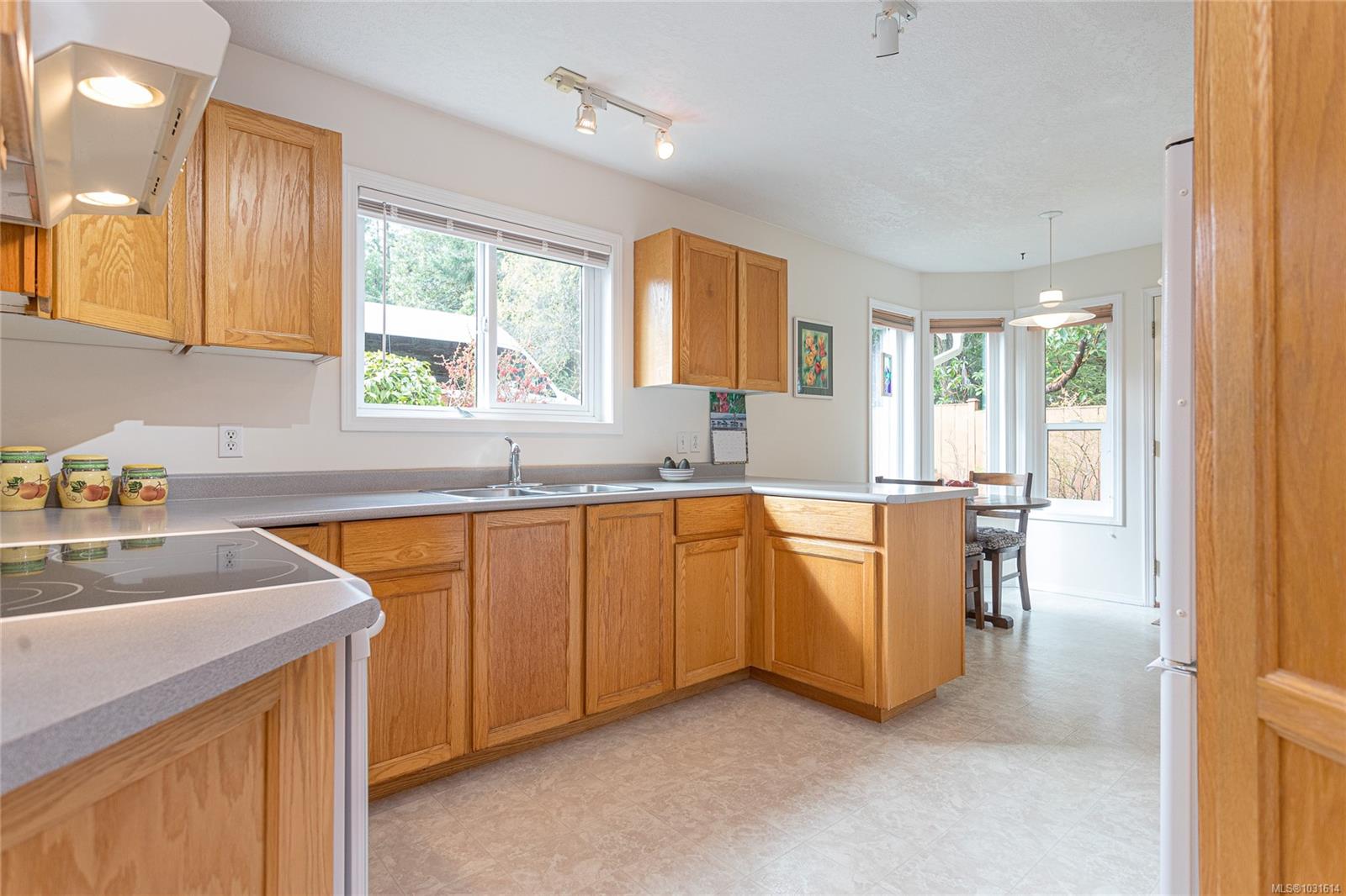 Additional image 5 of 16-4750 Uplands Drive, Nanaimo, BC, V9R 5H7