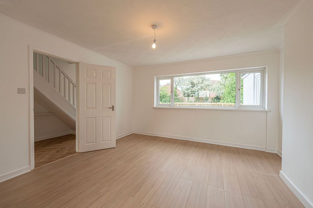 Additional image 11 of 3 bed semi-detached house for saleShelley Close, Caldicot NP26