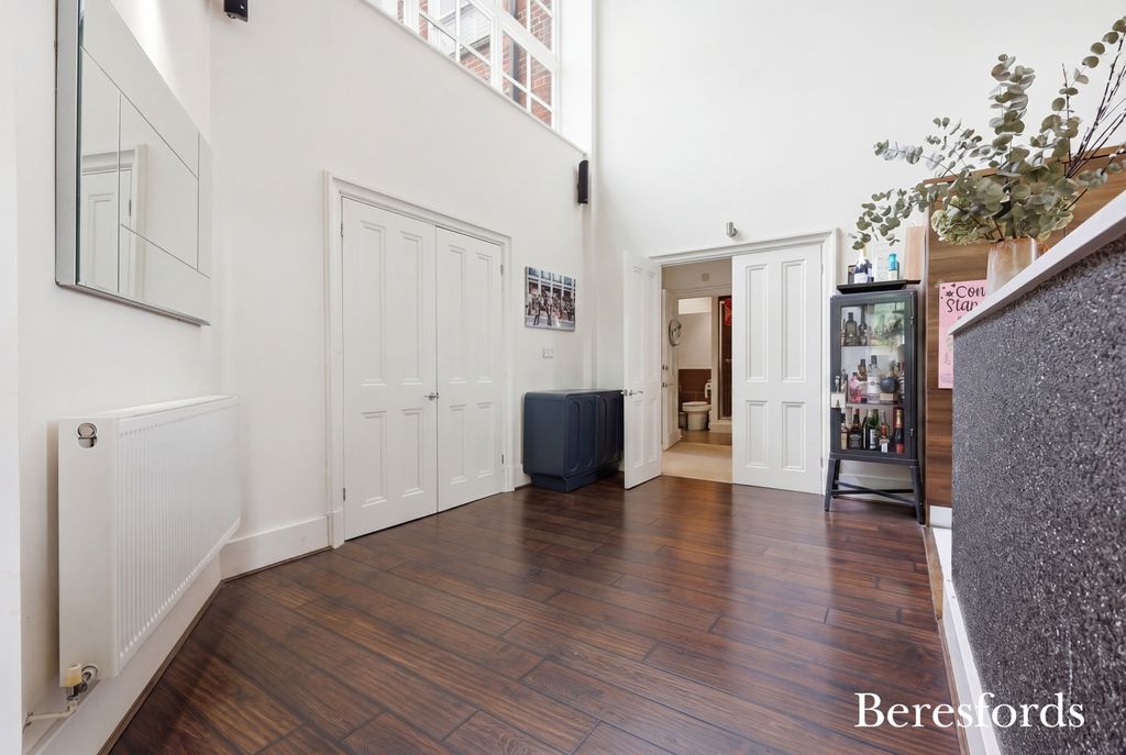 Additional image 4 of 3 bed flat for saleAcademy Square, Gidea Park RM2