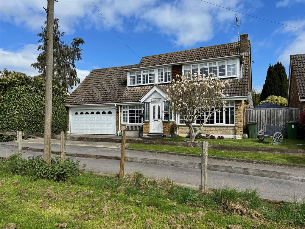 Additional image 30 of 4 bed detached house for salePlovers Barron, Wyatts Green, Brentwood CM15