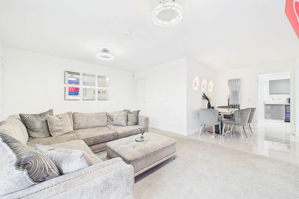 Additional image 8 of 3 bed semi-detached house for saleCalderside Place, Airdrie ML6
