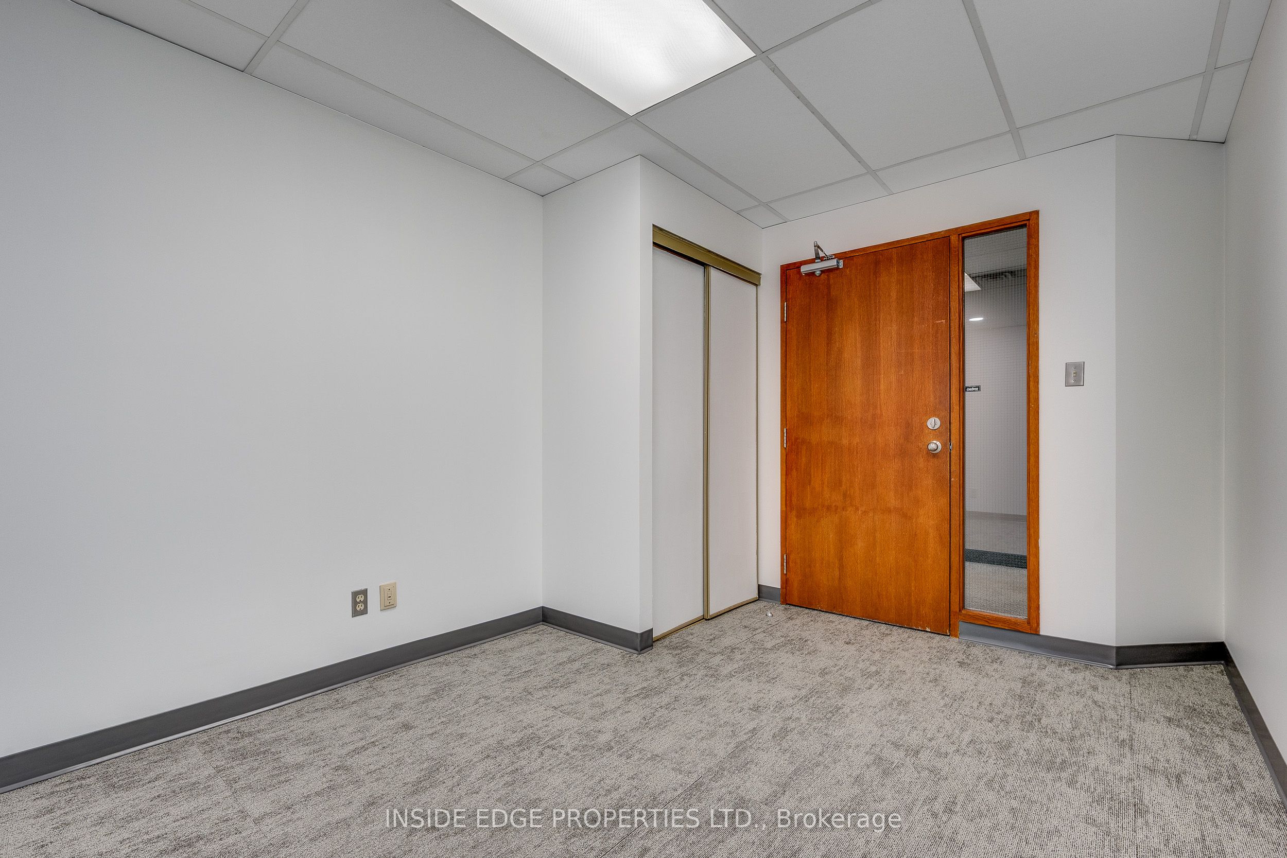 Additional image 2 of 202-1673 Carling Avenue, Ottawa, ON, K2A 0Y2