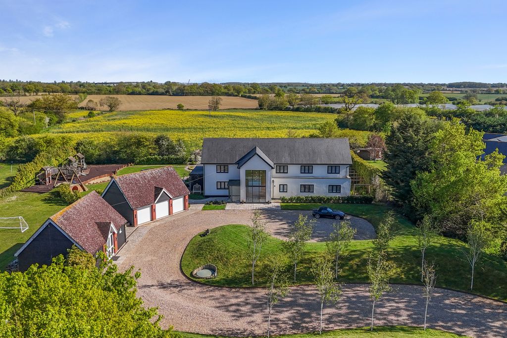 5 bed detached house for saleSchool Road, Rayne, Braintree CM77