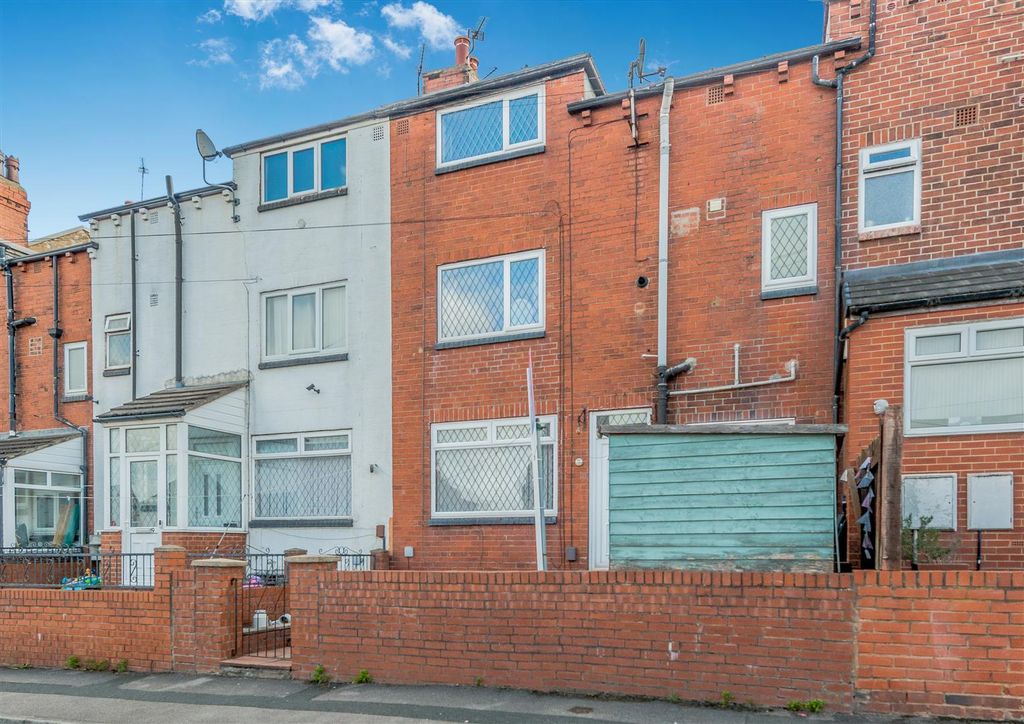 Additional image 24 of 3 bed terraced house for saleSwallow Crescent, Wortley, Leeds LS12