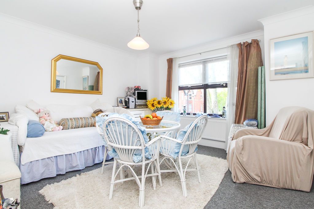 Additional image 5 of 2 bed flat for saleShakespeare Road, Bedford MK40