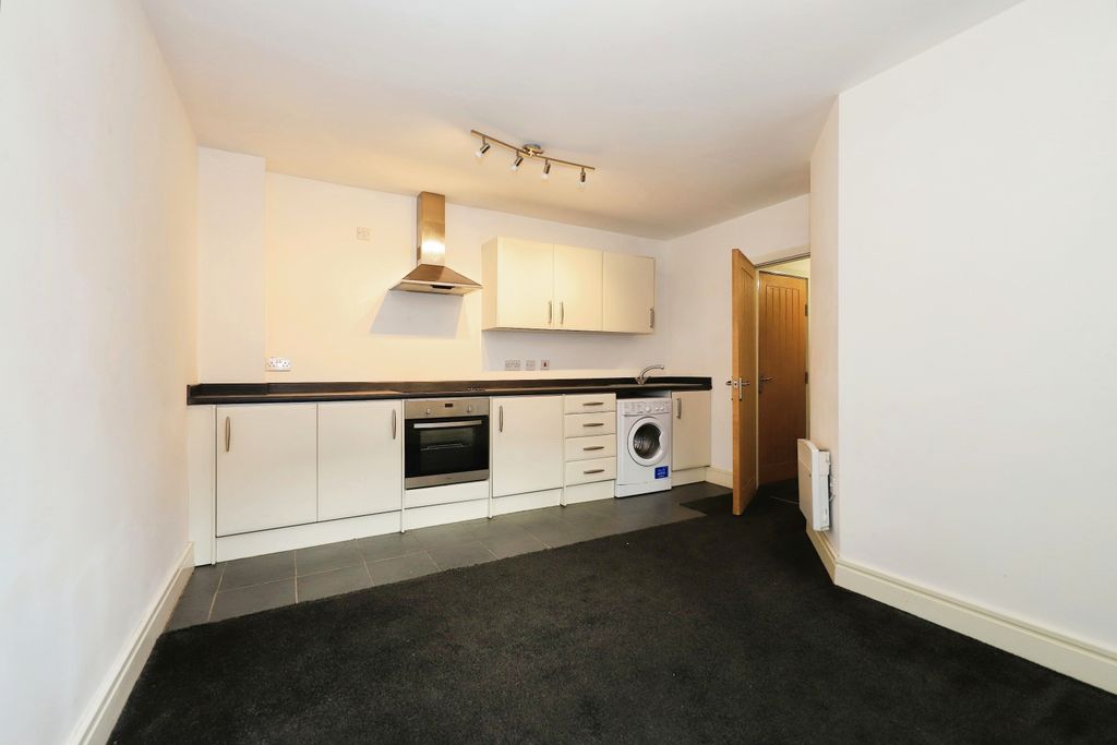 Additional image 5 of 2 bed flat for saleBlackwell Street, Kidderminster, Worcestershire DY10