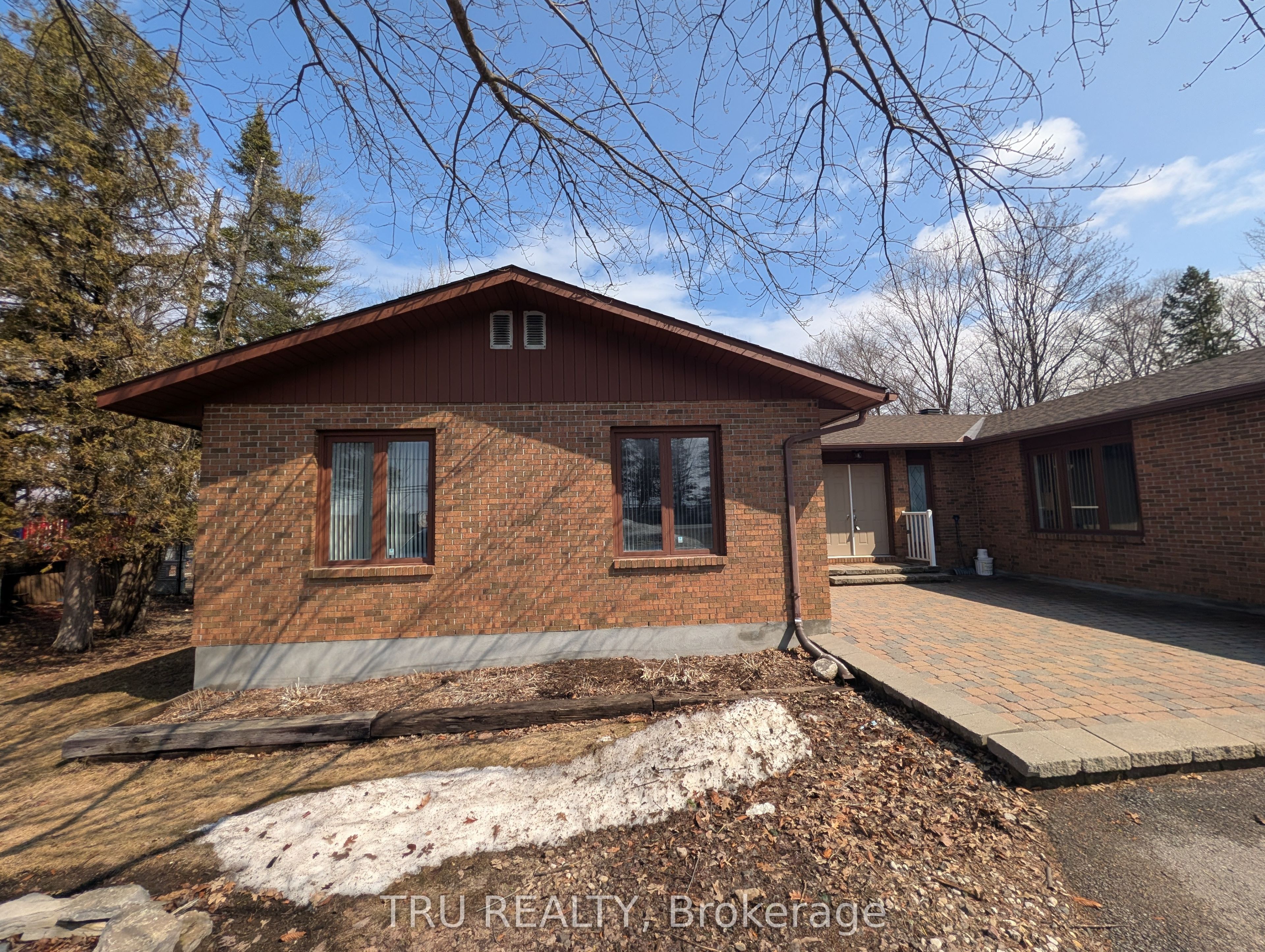 Unit A-1083 Carp Road, Ottawa, ON, K2S 1B9