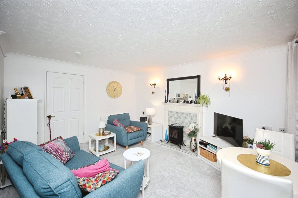 Additional image 7 of 1 bed flat for saleMalin Court, Alcester B49