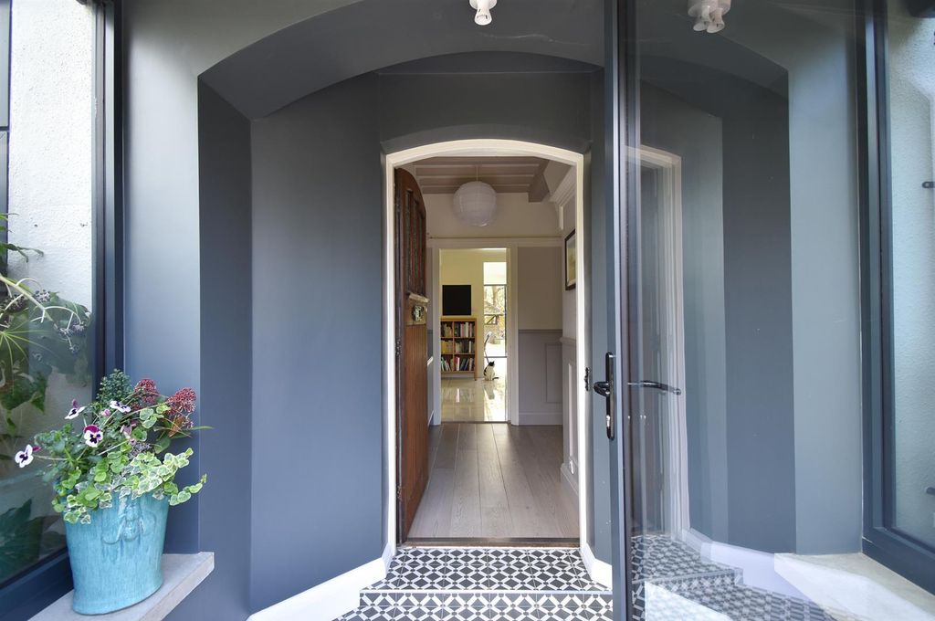 Additional image 38 of 6 bed detached house for saleSutherland Avenue, Bexhill-On-Sea TN39