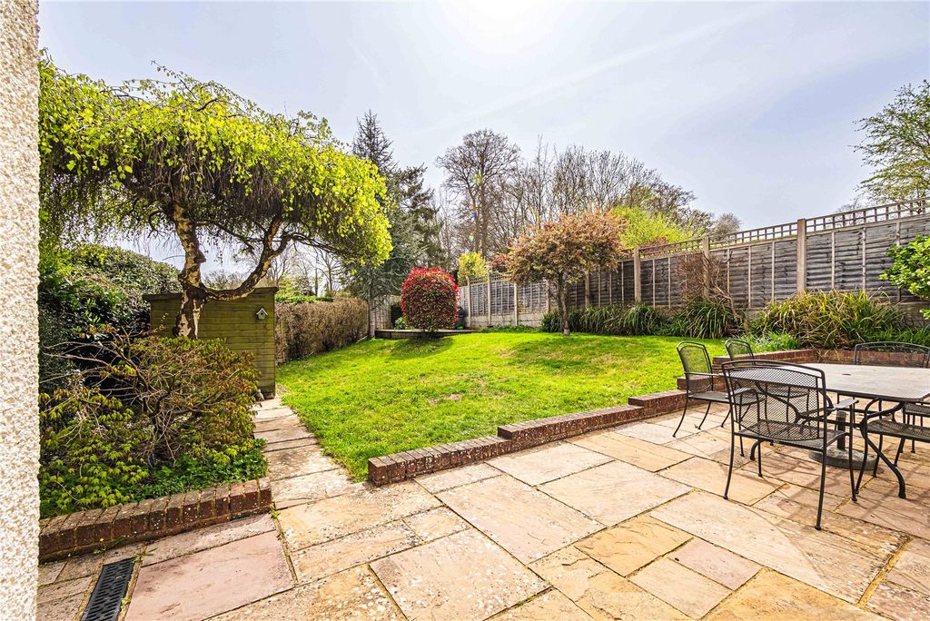 Additional image 2 of 4 bed detached house for saleDarrs Lane, Northchurch, Berkhamsted, Hertfordshire HP4