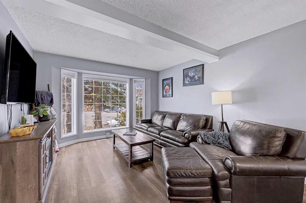Additional image 4 of 339 Coverdale Court NE, Calgary, AB, T3K 4J8