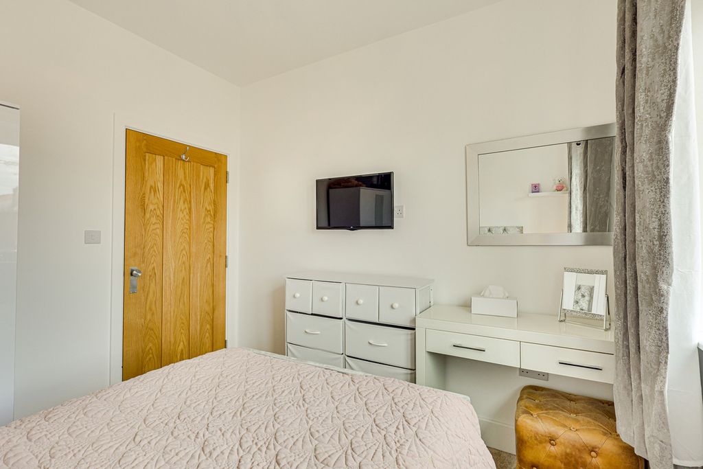 Additional image 31 of 4 bed detached house for saleCastle Road, Benfleet SS7