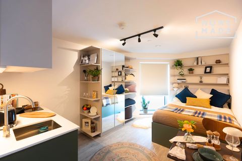 The Rex, Clarence St. KT1, Studio to rent